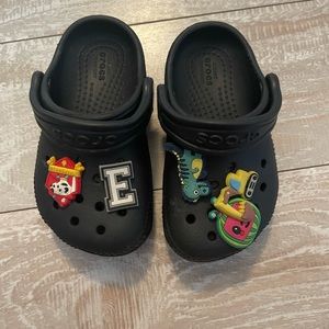 Toddler Crocs size 6